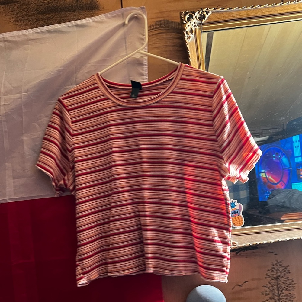 pink/red multicolored crop top, hardly worn